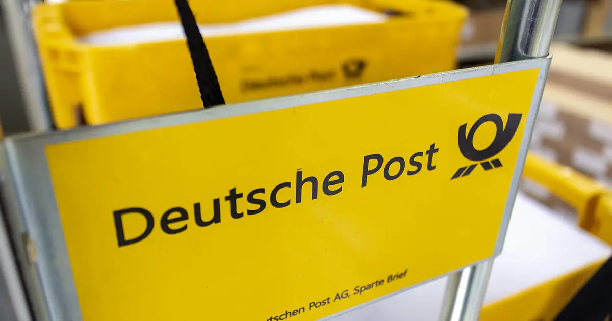 Transportwagen der Deutschen Post